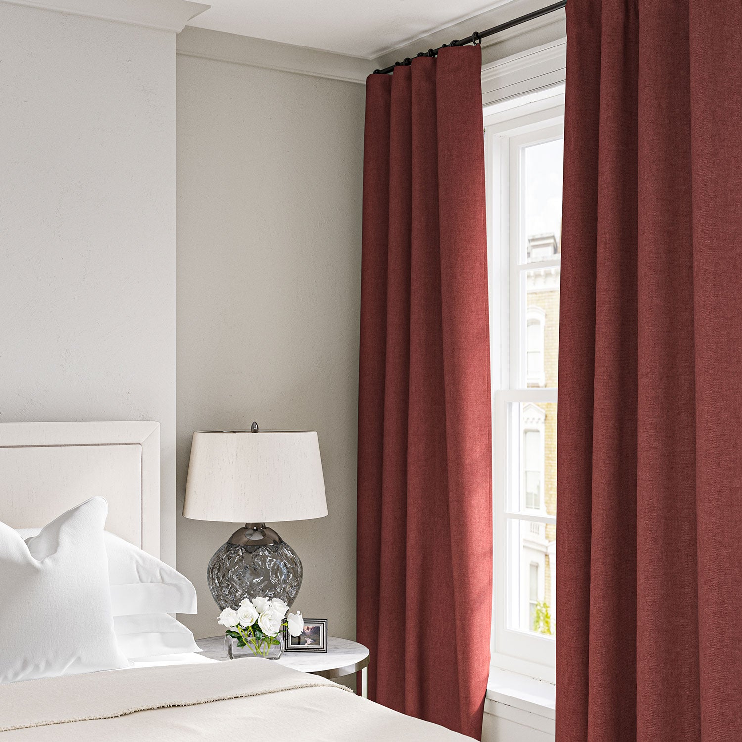 Linen curtain in Rouge