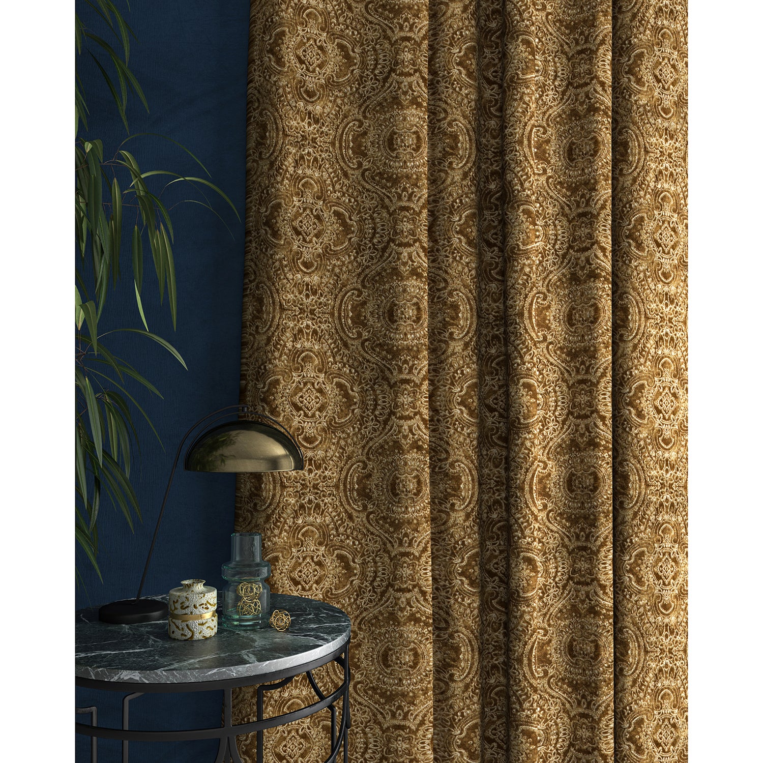 Curtain in a gold and white velvet fabric with intricate jewel design