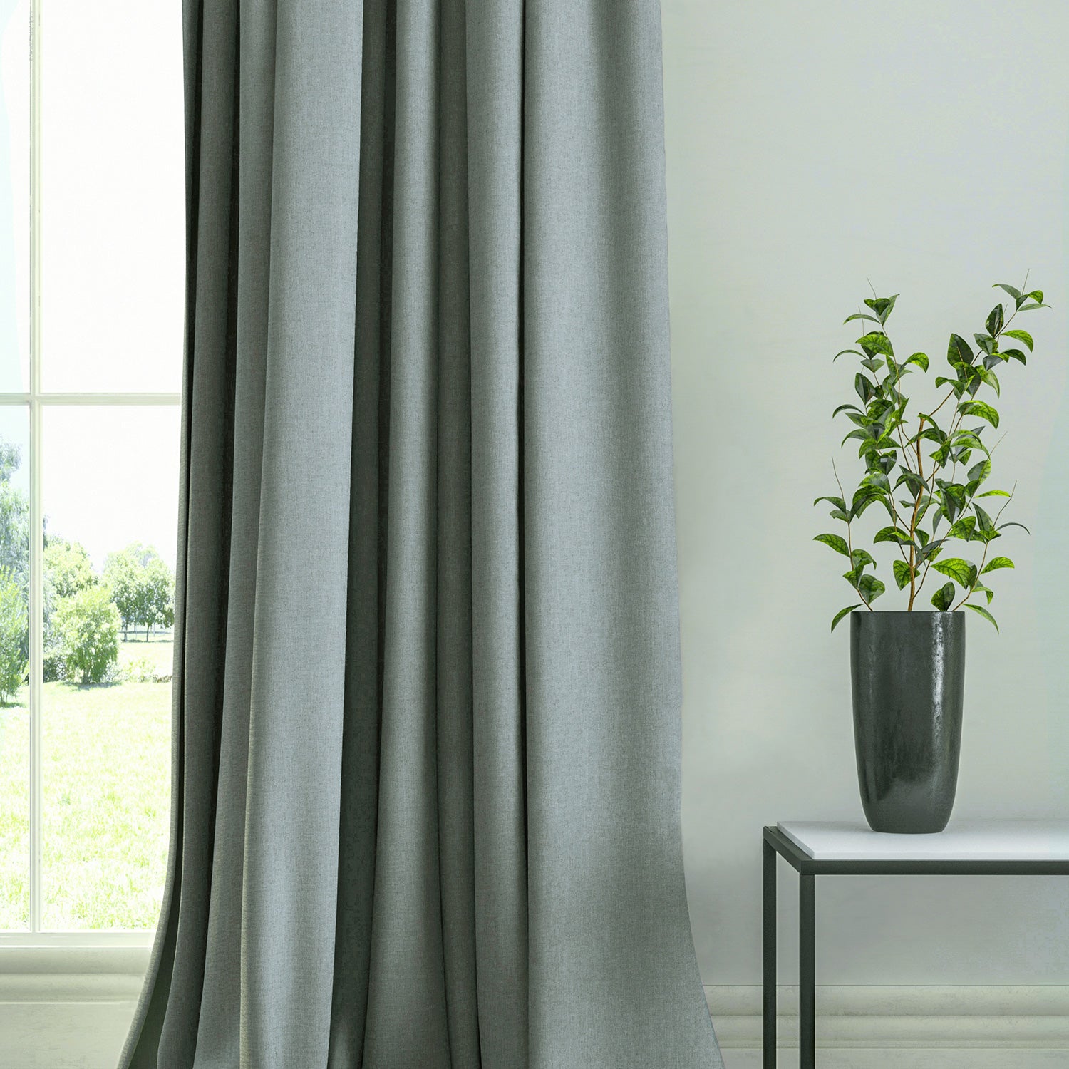 Curtain in a plain fabric, colour Silver.