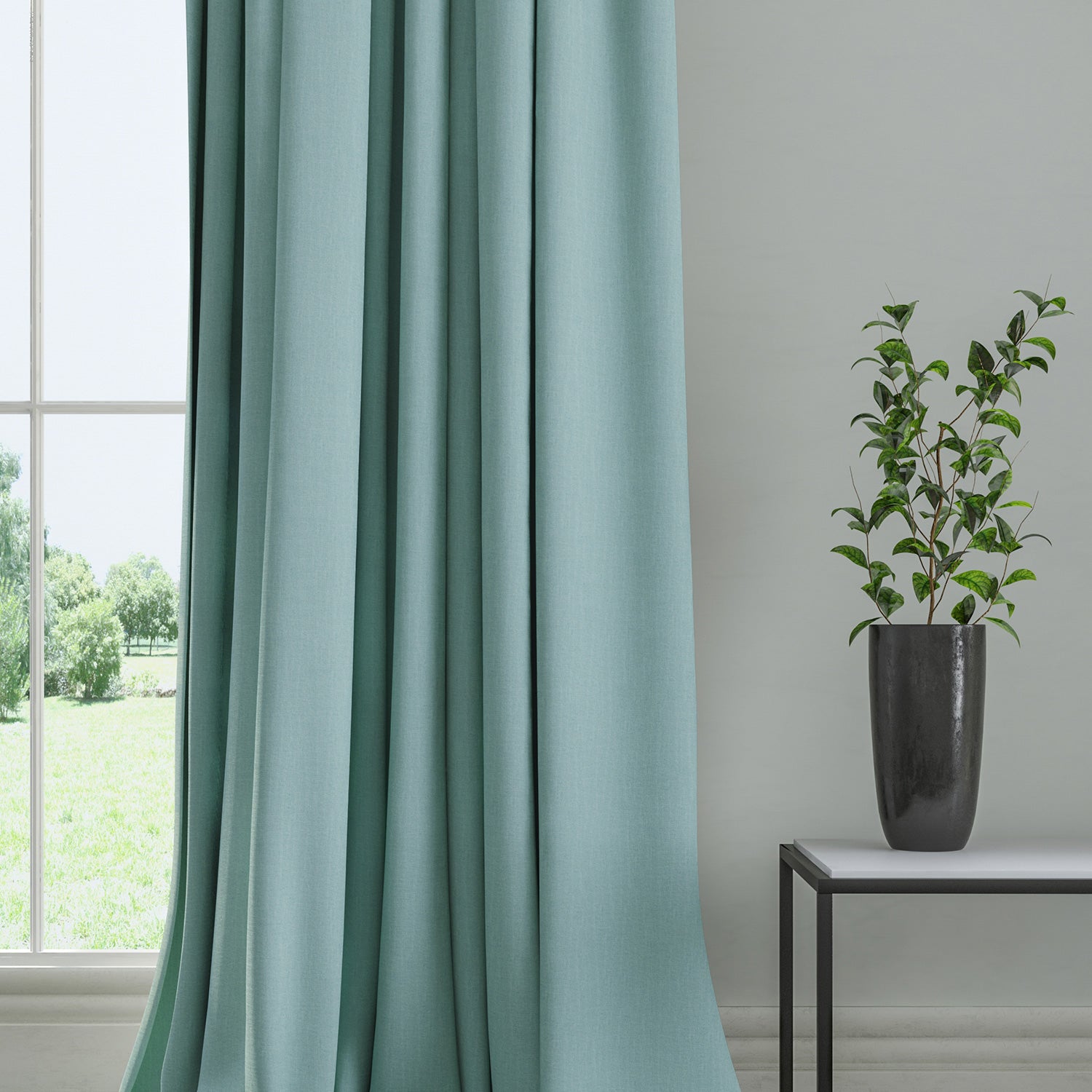 Curtain in a plain fabric, colour Sky.