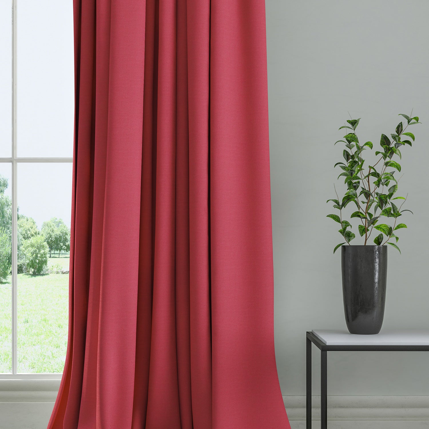 Curtain in a plain fabric, colour Cranberry.