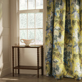 Curtain in a linen fabric with floral and bird design