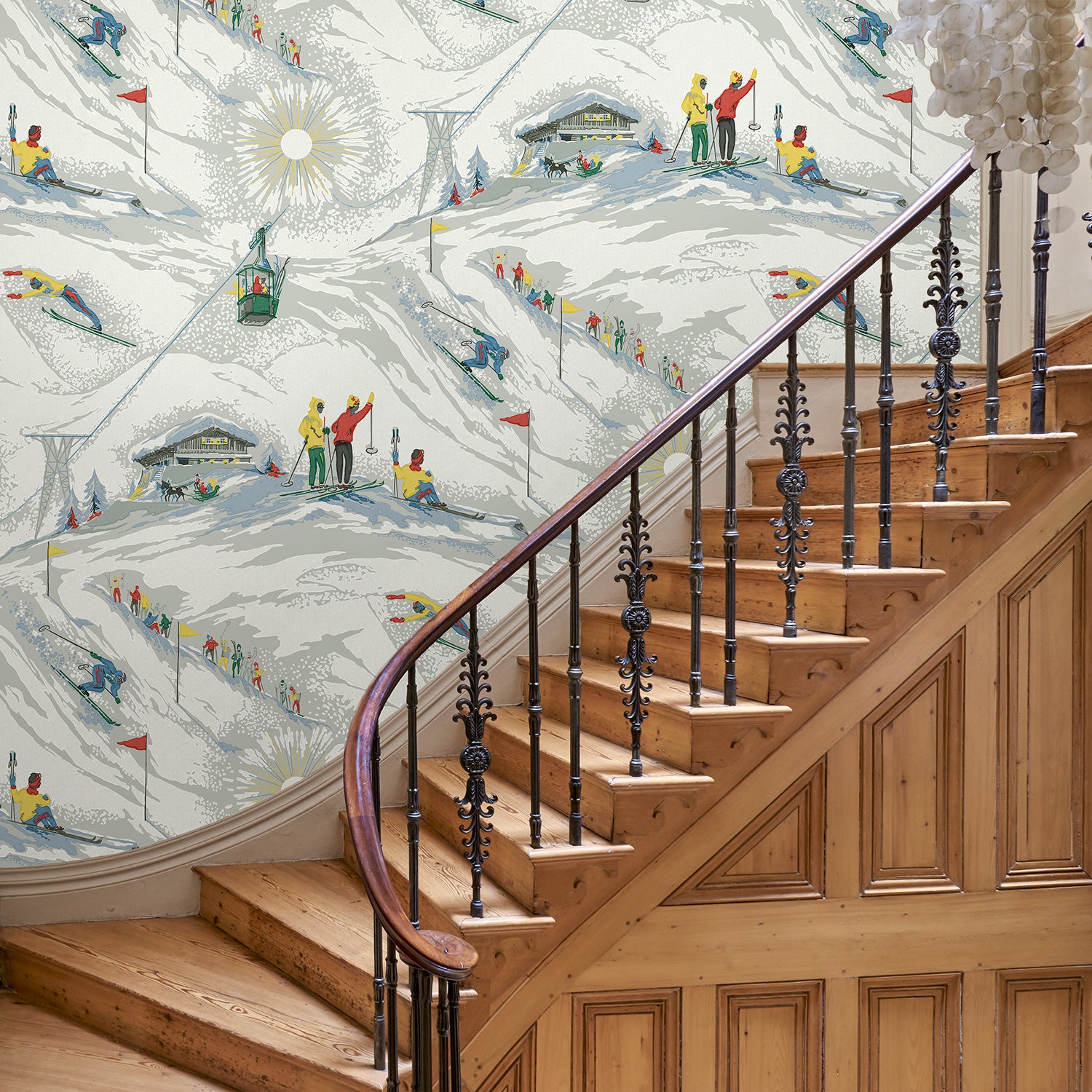 Off-Piste wallpaper captures the fun, thrills, and exhilaration of the slopes.