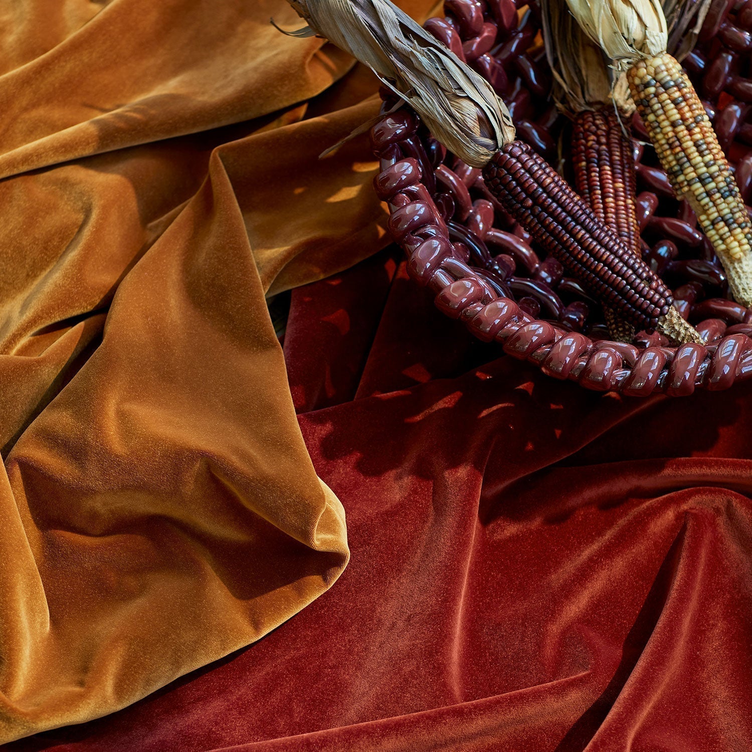 Plain and Simple? Why Velvet in Solid Colours Is the Interior Essential of 2025