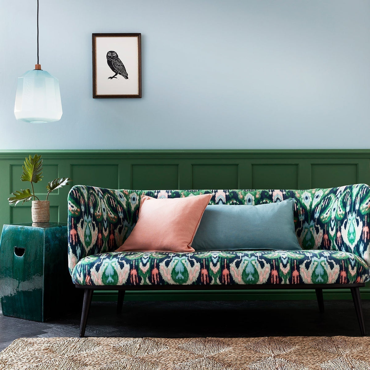 Velvet Interior Design Trends: A Modern Guide to Decorating with Depth and Luxury