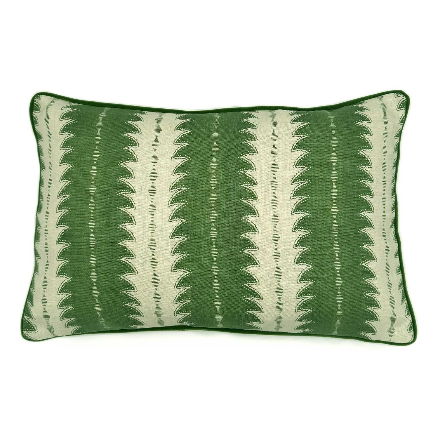 A green and off white linen cushion with an attractive ‘fern’ design and finished with a velvet piping.