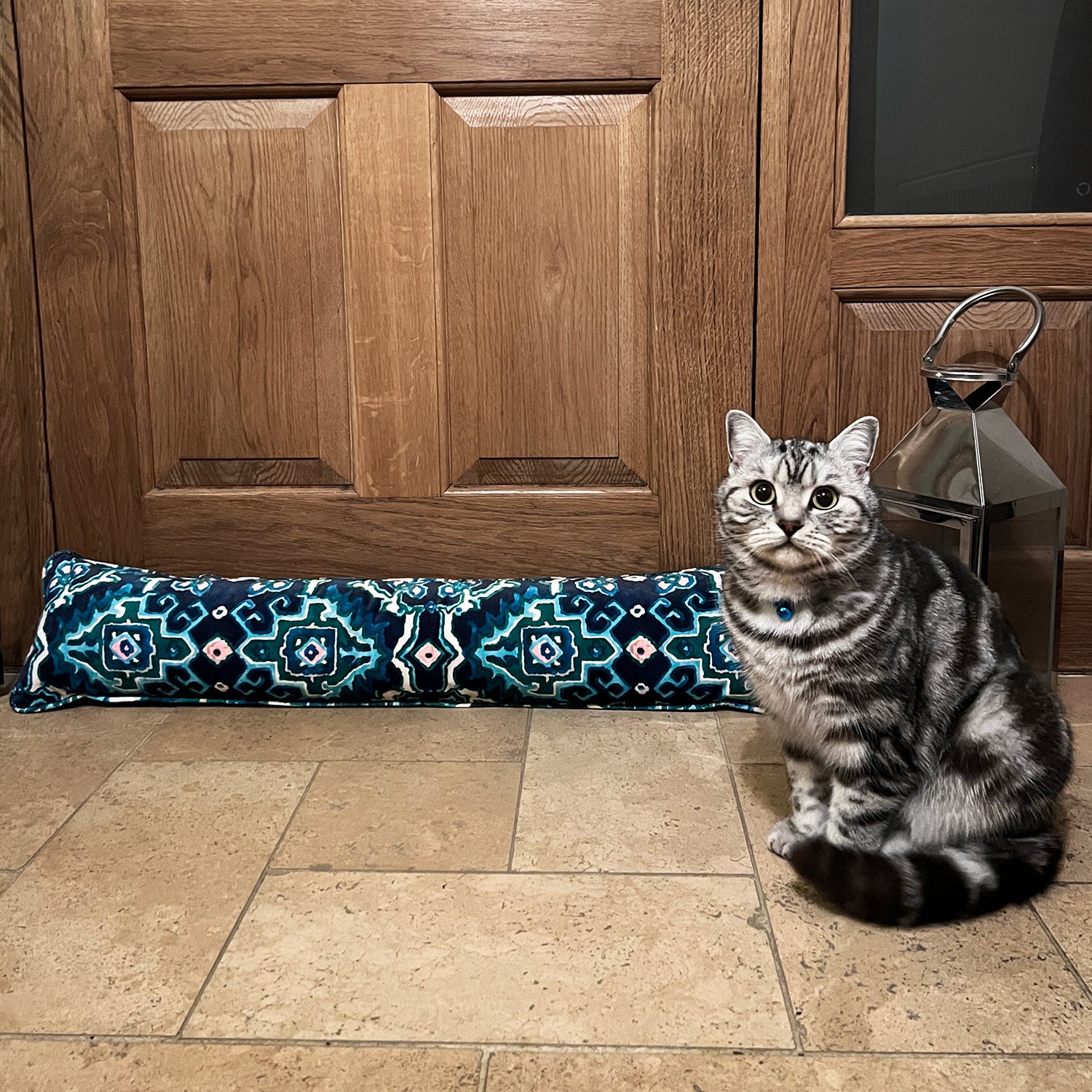 Washable velvet draught excluder – bold, Oriental-style design. With cute cat observing!