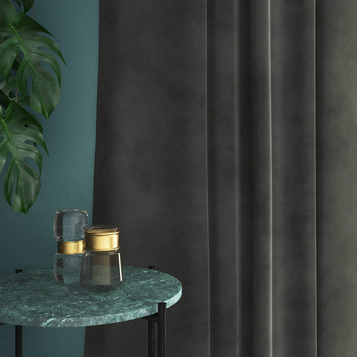 Velvet curtain in grey